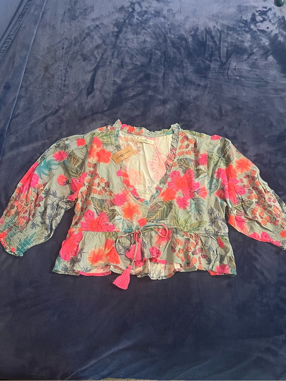 NWT Natural Life Elisa Ruffle Tie Top Neon Tropical Floral Boho Crop Blouse L